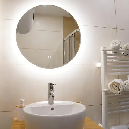 Apartment Lumineux 150 M De La Gare *