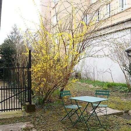 Lumineux 150 M De La Gare Apartment
